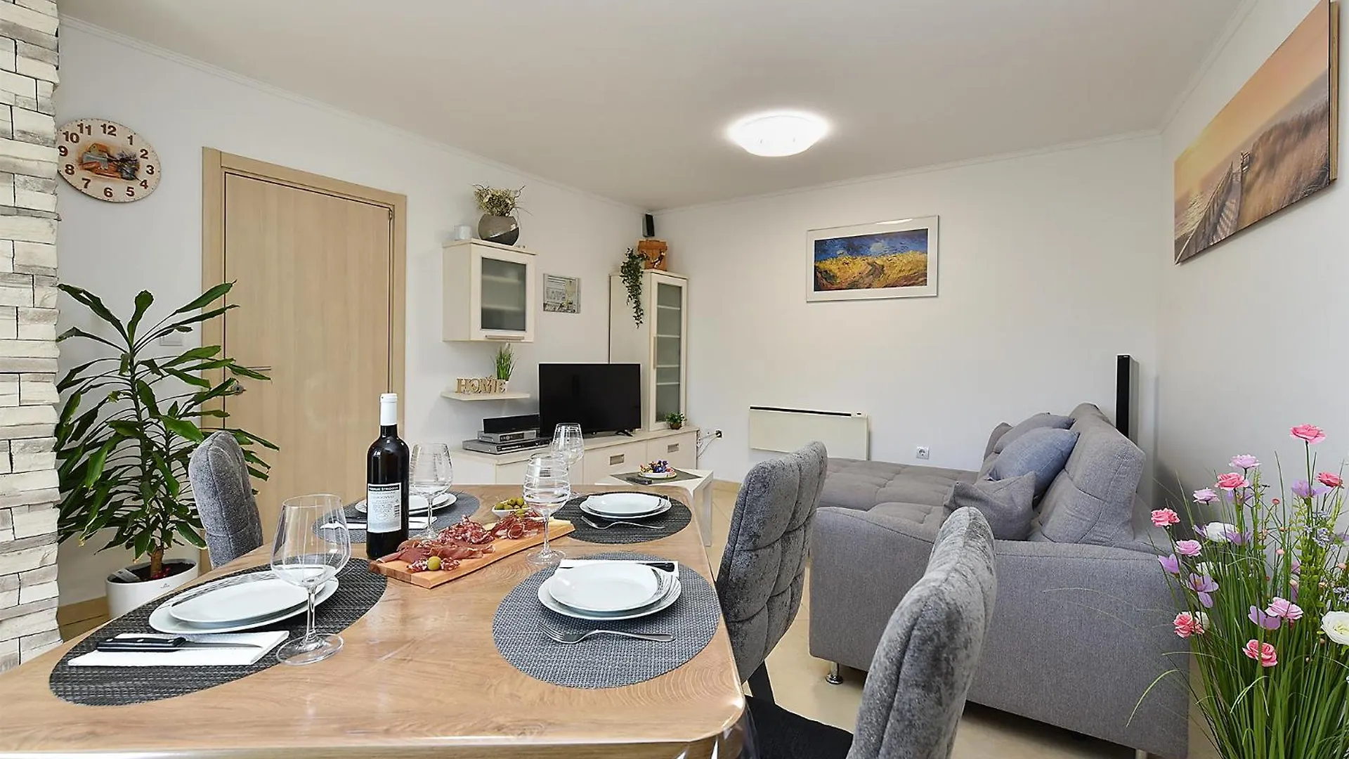 Apartment Dani 2333 Pula Croatia