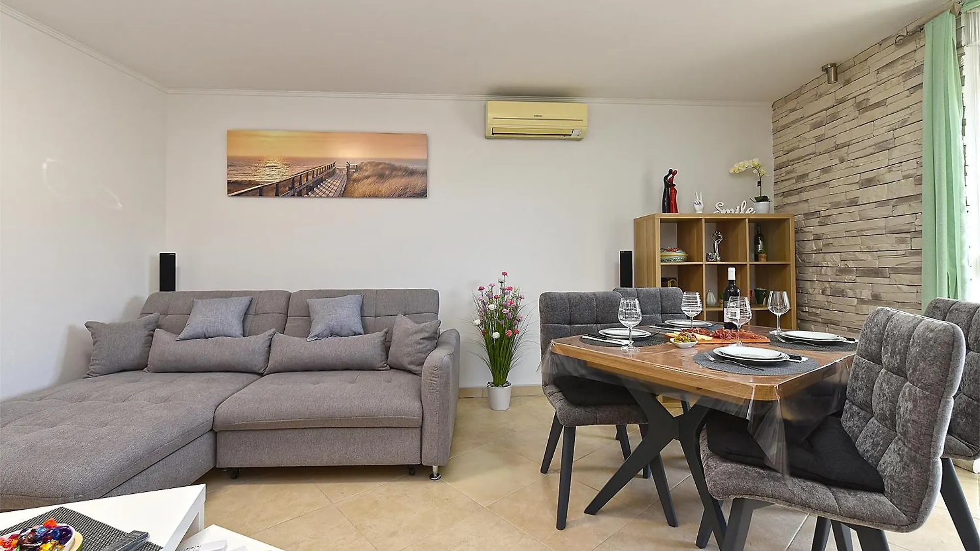 Apartment Dani 2333 Pula 0*,